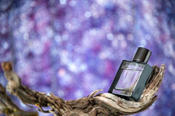 Топ 5 пролетни аромата от ZAG Zodiak: За нея и за  него